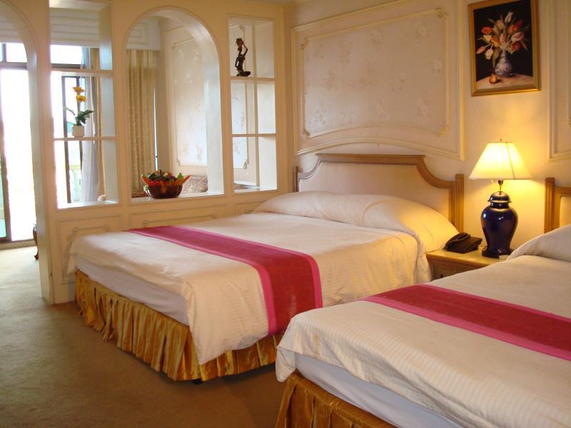 Family Deluxe Room - Breakfast included