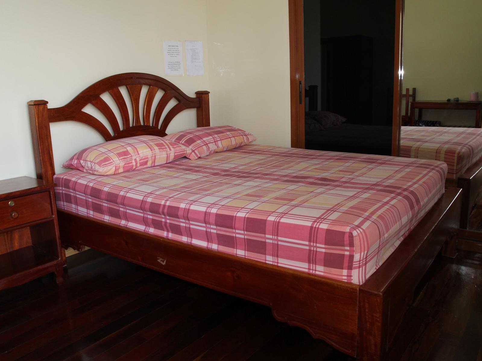 Fantastic Double Room - Free WiFi access