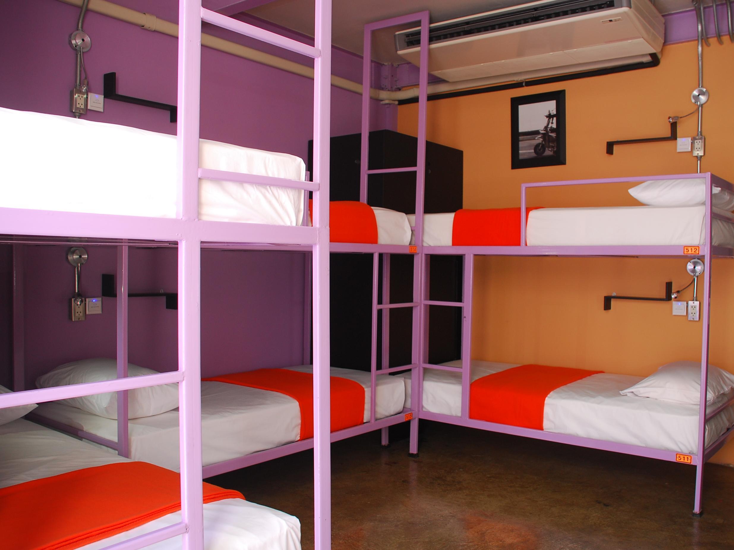 Ladies Dormitory 6 Bunk Beds - Free WiFi access