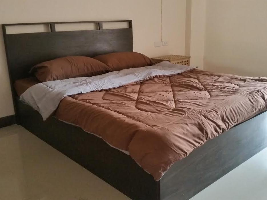 Studio - Best price guarantee