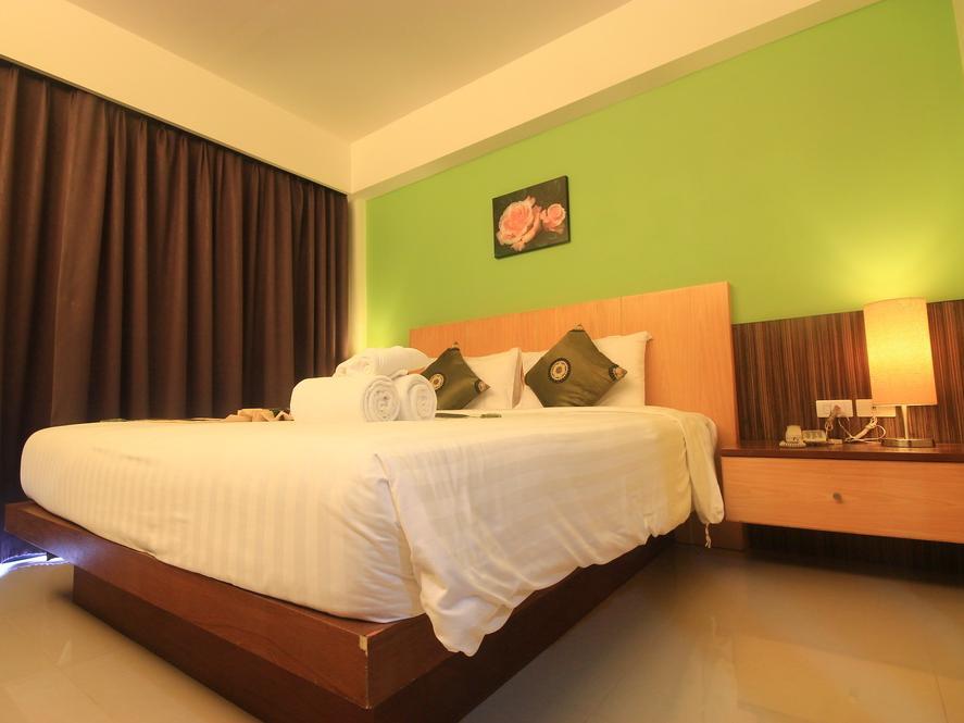 The Cozy Pool View room only - Free WiFi access
