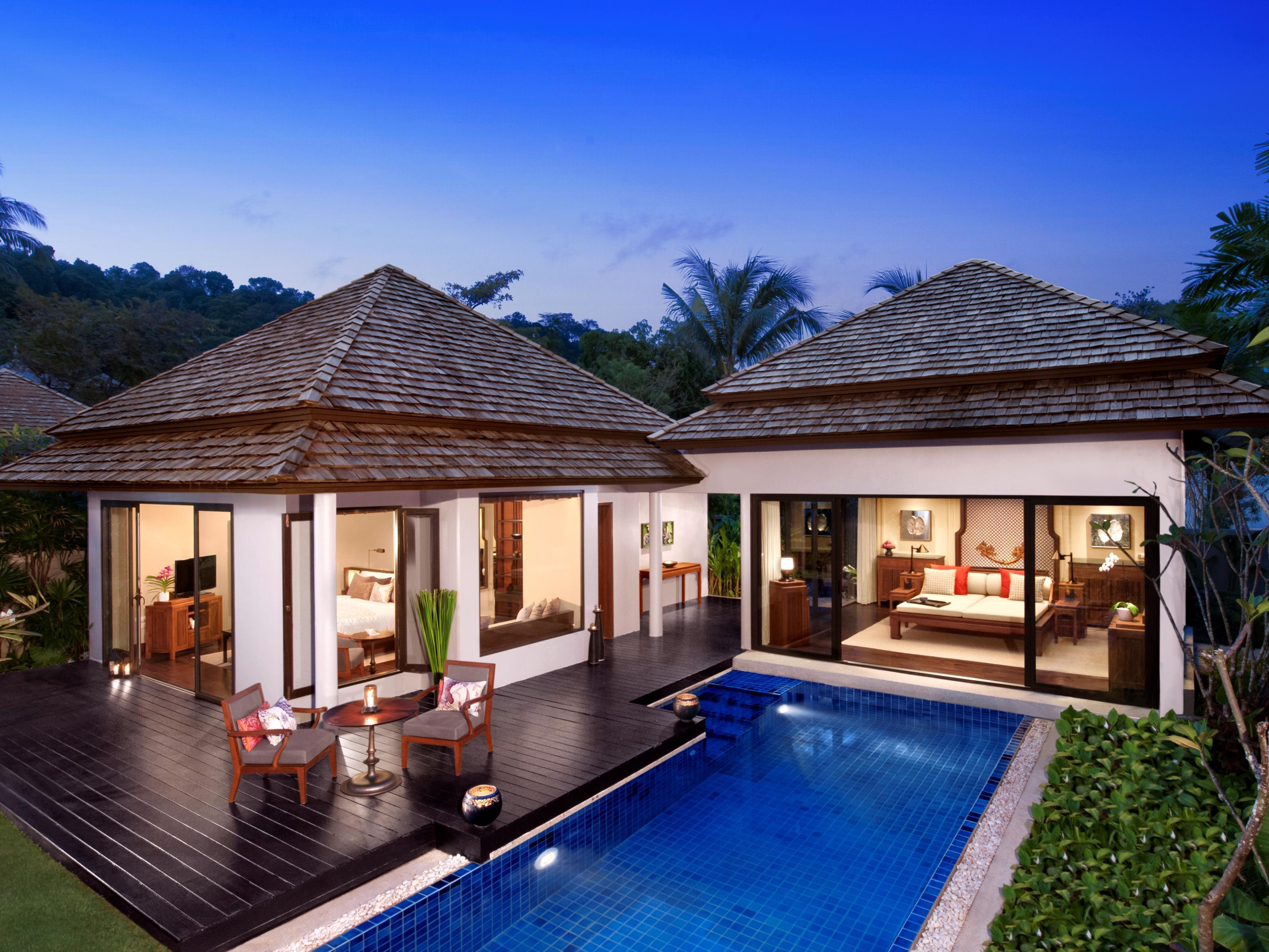 Beachfront Layan Pool Villa  - Free WiFi access - Breakfast included