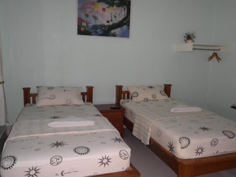 Twin Bed - Free WiFi access