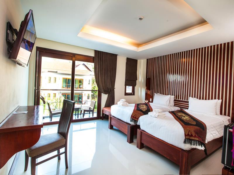 Deluxe Pool View Room Only - Free WiFi access