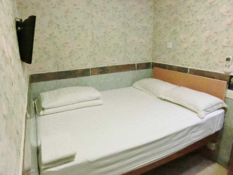 Double Bed Room (Have Air Conditioning) - Free WiFi access