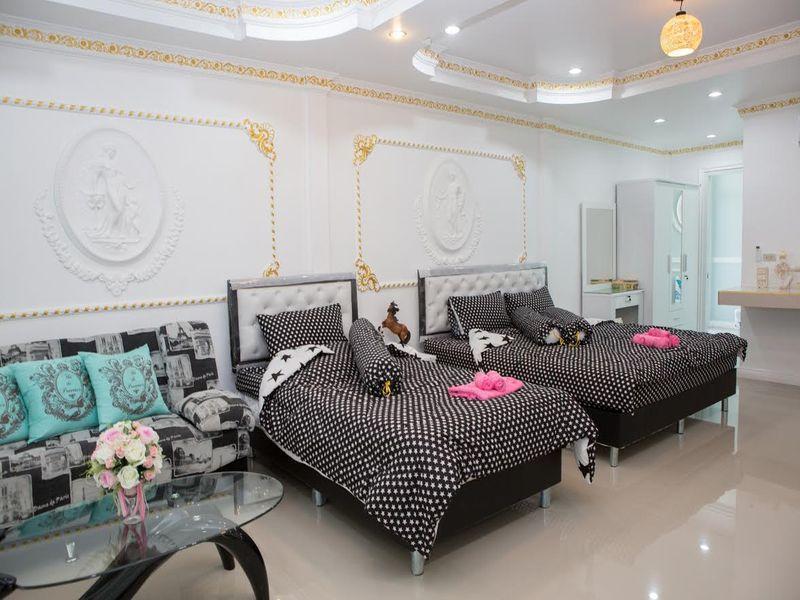 Deluxe Room - Free WiFi access
