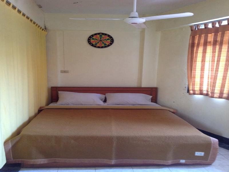 Fan Room Double Bed - Best price guarantee