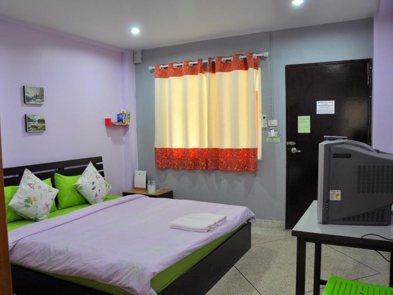 Deluxe Double with Air Con - Free WiFi access