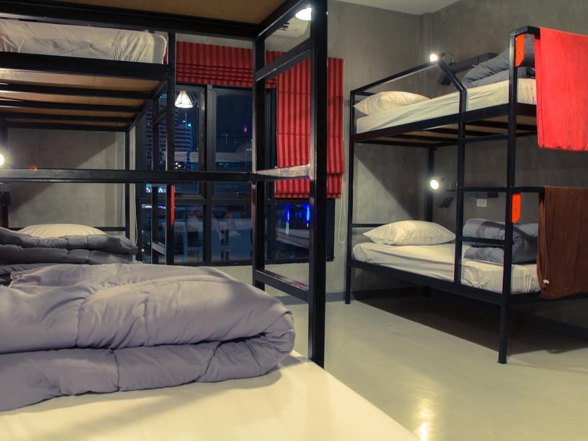 8 Bunk Bed Mix Dormitory - Free WiFi access
