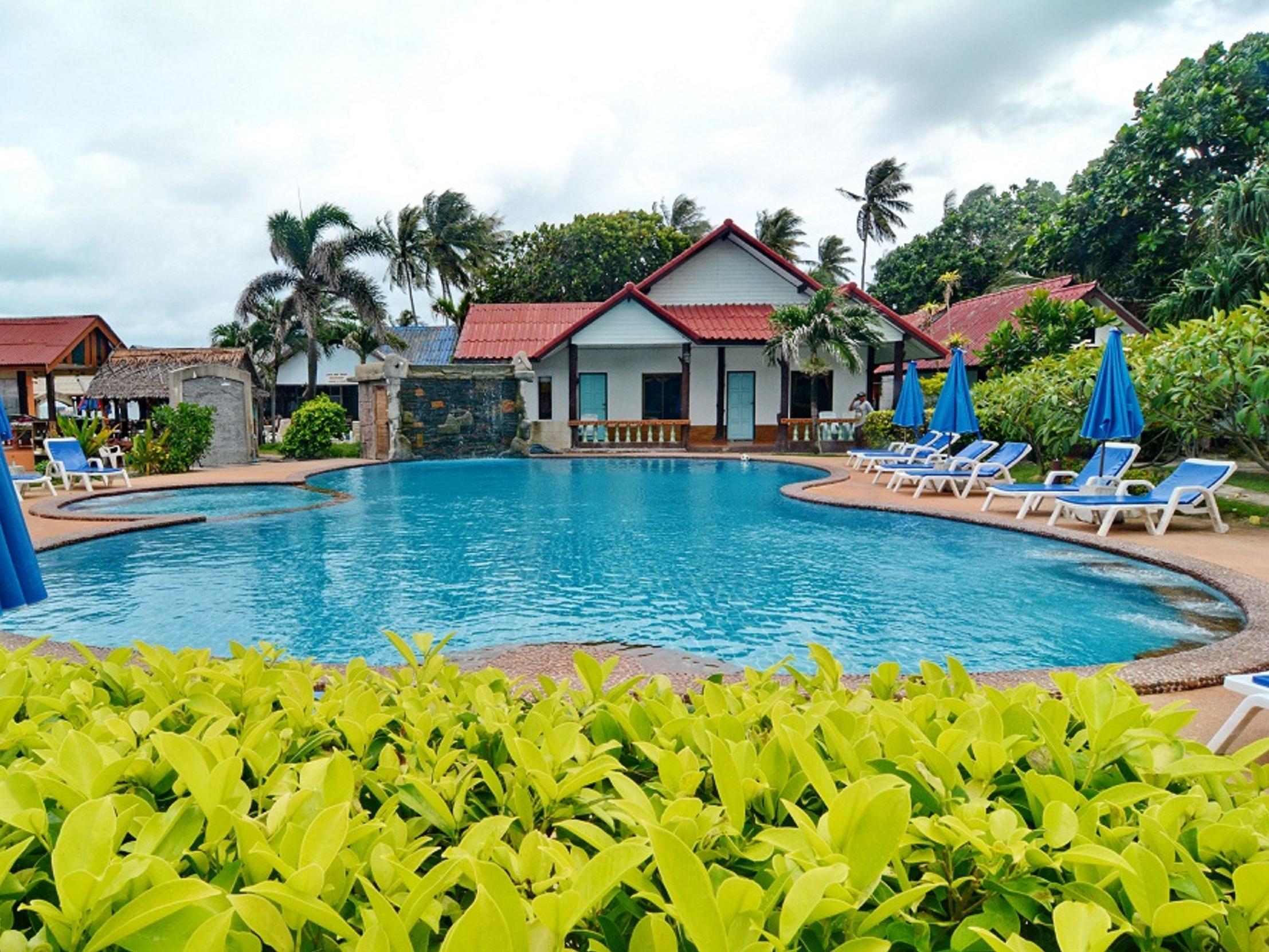 Poolside with Air Conditioning - Free WiFi access