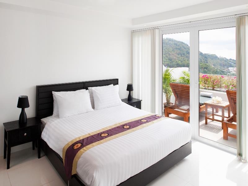 2 Bedroom Apartment Sea View  - Free WiFi access