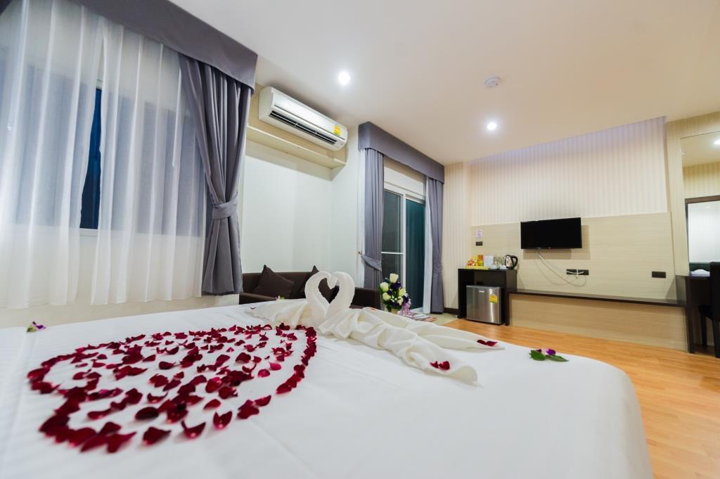 Suite Room - Free WiFi access - Breakfast included