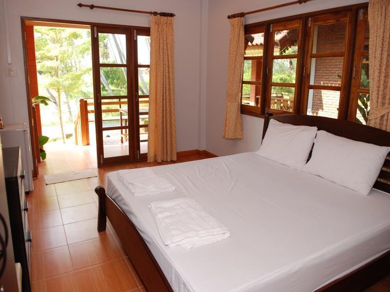 Standard Double Bed - Free WiFi access