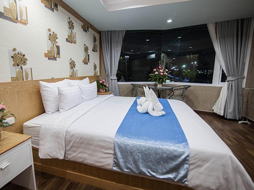 Executive Suite Sea View - Free WiFi access