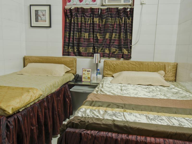 1 Bed in 4-Bed Mixed Dormitory with Shared Bathroom - Free WiFi access