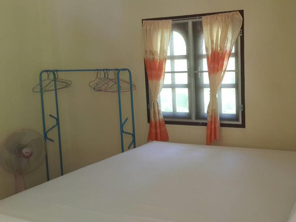 Fan Bungalow - Best price guarantee