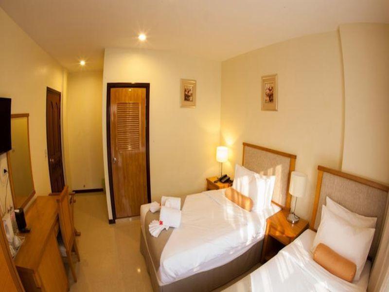 Standard No Window Room - Best price guarantee