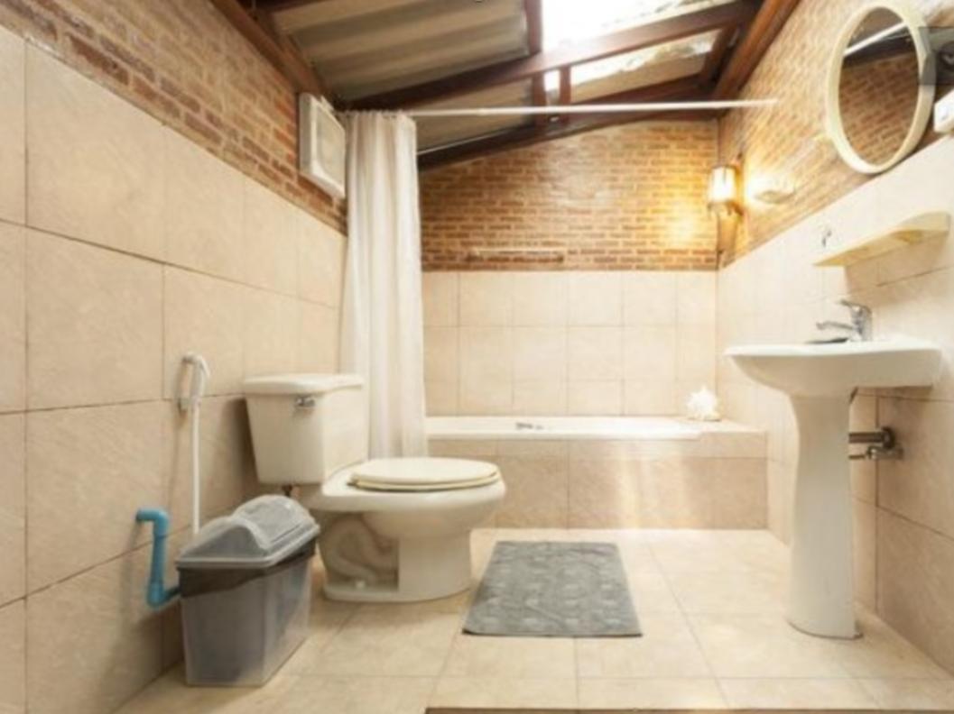 Air Conditioning Bungalow - Free WiFi access