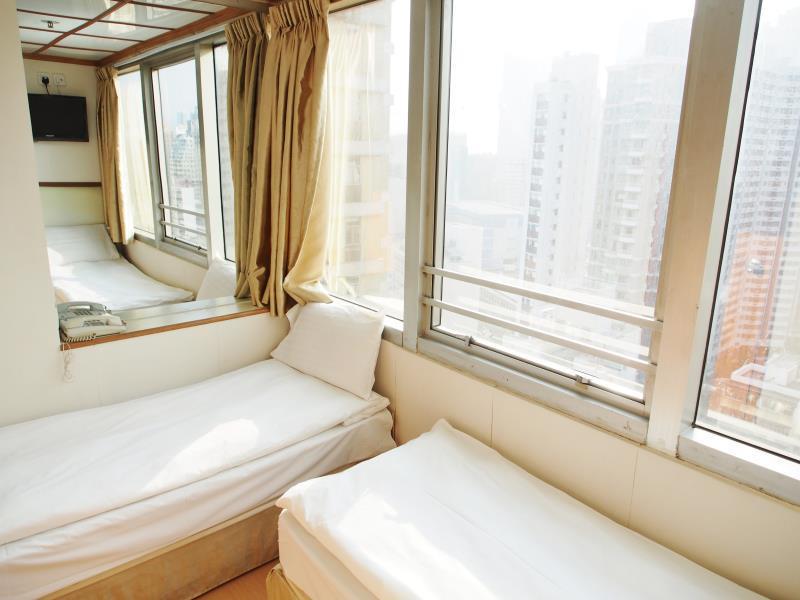 Standard Twin Room (High Floor) - Free WiFi access