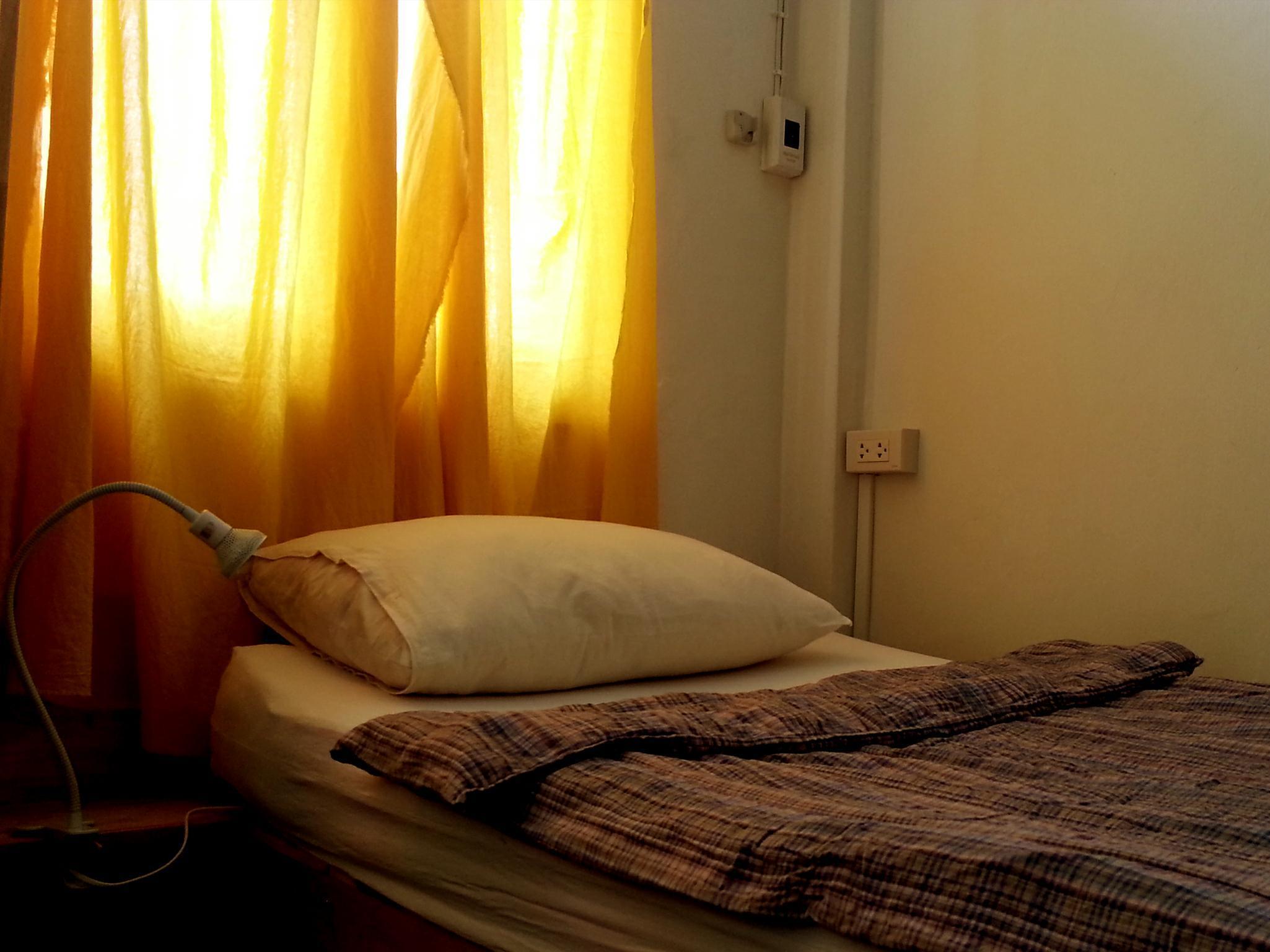 Female Dormitory 6 Beds - Free WiFi access