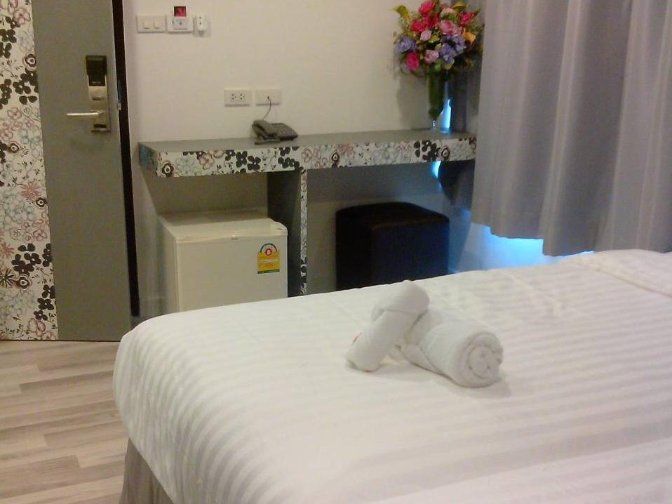 Family Room with Continental Breakfast - Free WiFi access - Breakfast included