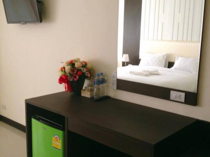 Deluxe Double Bed - Free WiFi access - Breakfast included