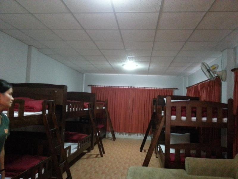 Dormitory Air Conditioning with 10-Bed(Mixed) - Best price guarantee