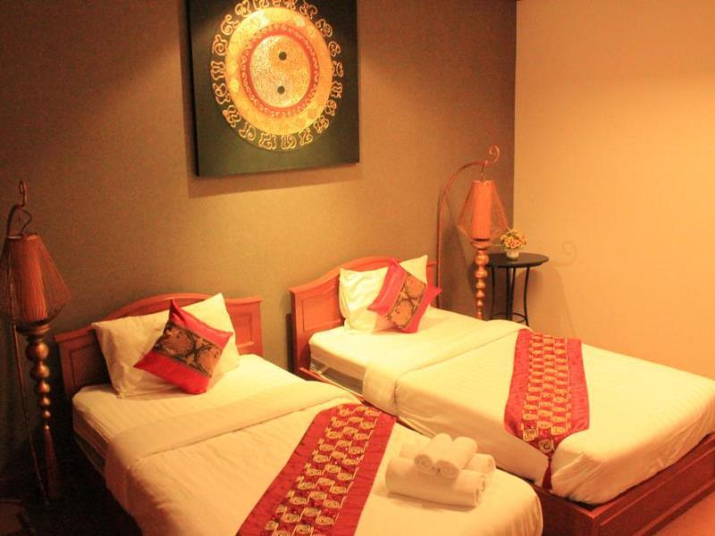 Superior Twin with Breakfast - Free WiFi access - Breakfast included