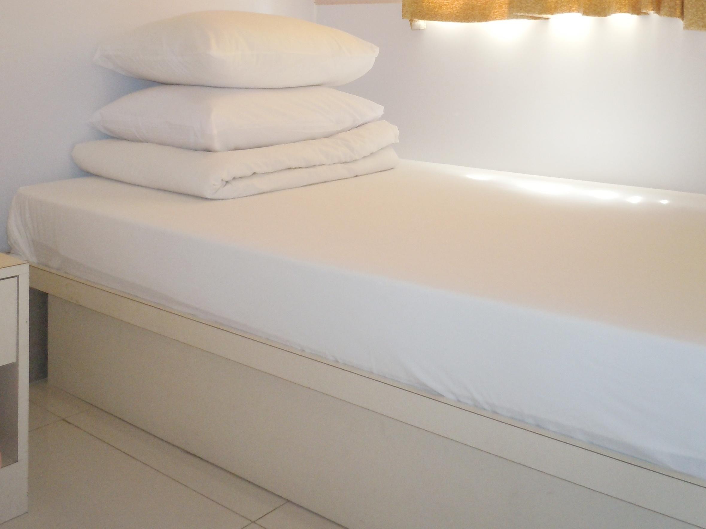 Single Room - Free WiFi access