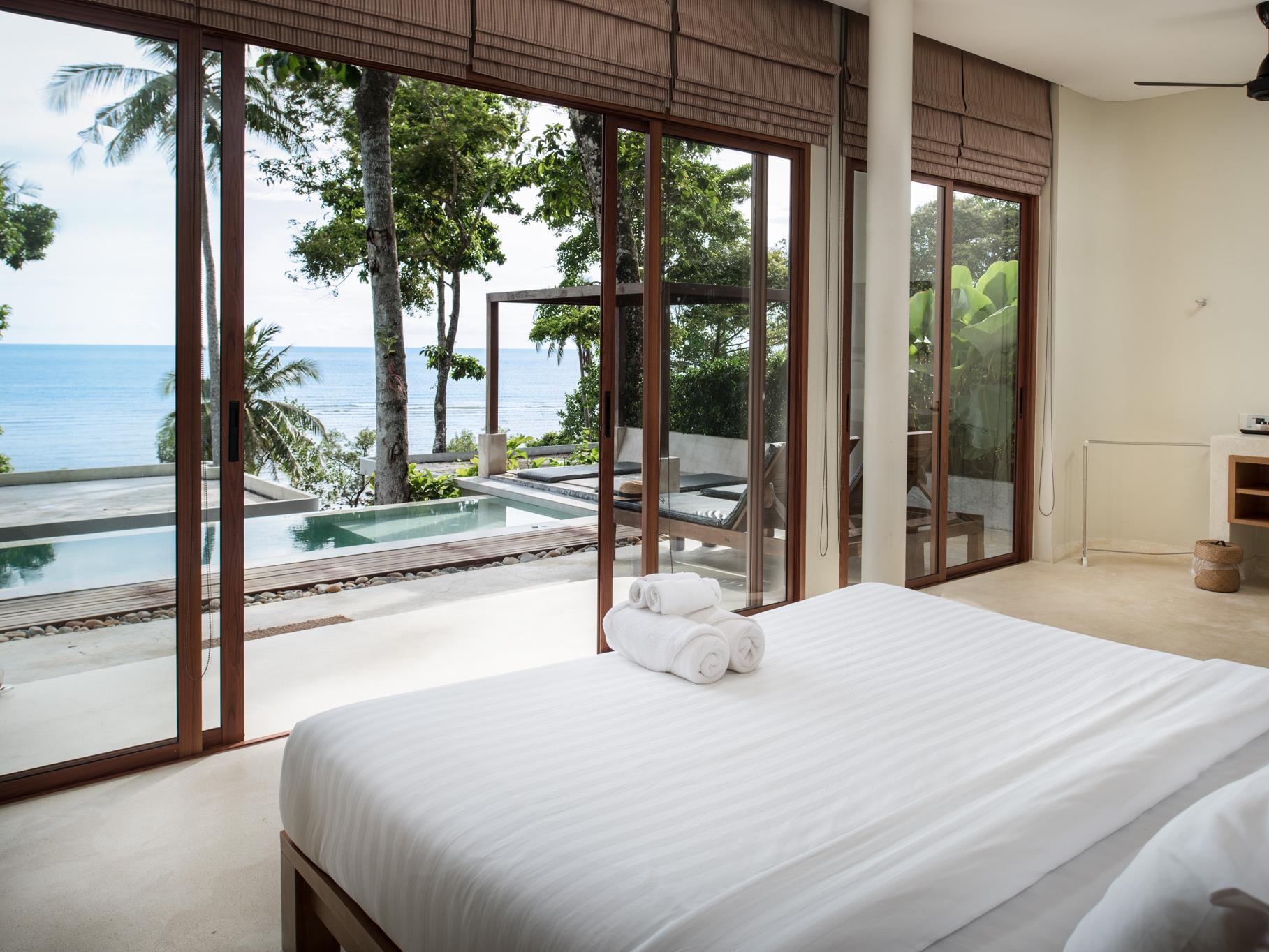Sea View Pool Villa - Free WiFi access - Breakfast included