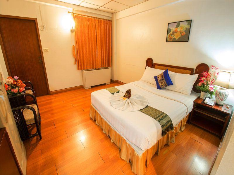 Boss Suites Pattaya Thailand FAQ 2016, What facilities are there in Boss Suites Pattaya Thailand 2016, What Languages Spoken are Supported in Boss Suites Pattaya Thailand 2016, Which payment cards are accepted in Boss Suites Pattaya Thailand , Thailand Boss Suites Pattaya room facilities and services Q&A 2016, Thailand Boss Suites Pattaya online booking services 2016, Thailand Boss Suites Pattaya address 2016, Thailand Boss Suites Pattaya telephone number 2016,Thailand Boss Suites Pattaya map 2016, Thailand Boss Suites Pattaya traffic guide 2016, how to go Thailand Boss Suites Pattaya, Thailand Boss Suites Pattaya booking online 2016, Thailand Boss Suites Pattaya room types 2016.