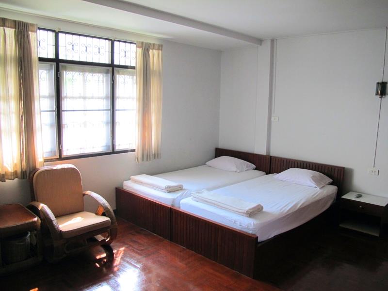 4 Bedroom Home - Free WiFi access