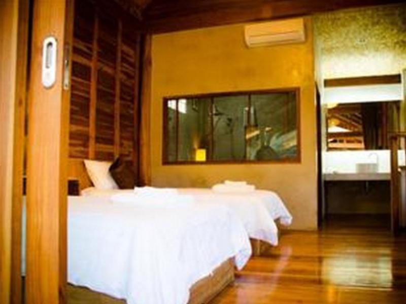 Deluxe Garden View Twin bed with breakfast - Free WiFi access - Breakfast included