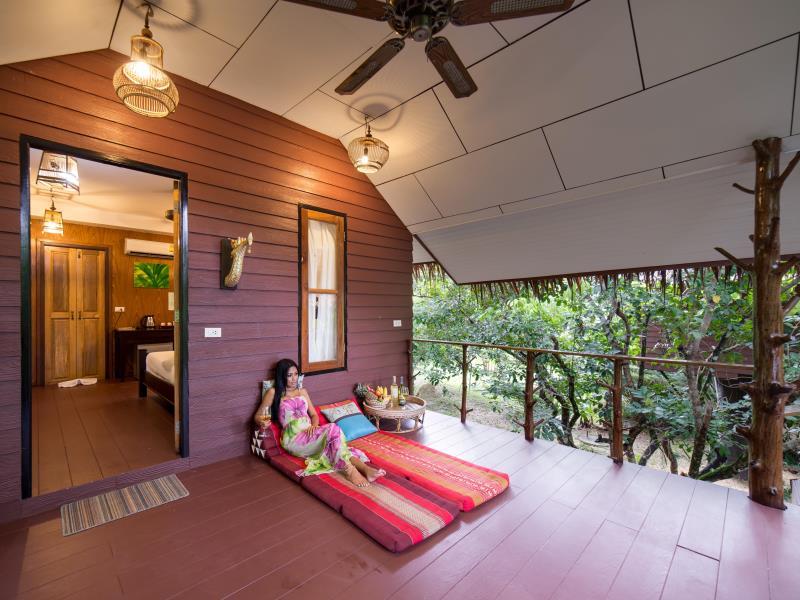 Deluxe Tree House - Free WiFi access