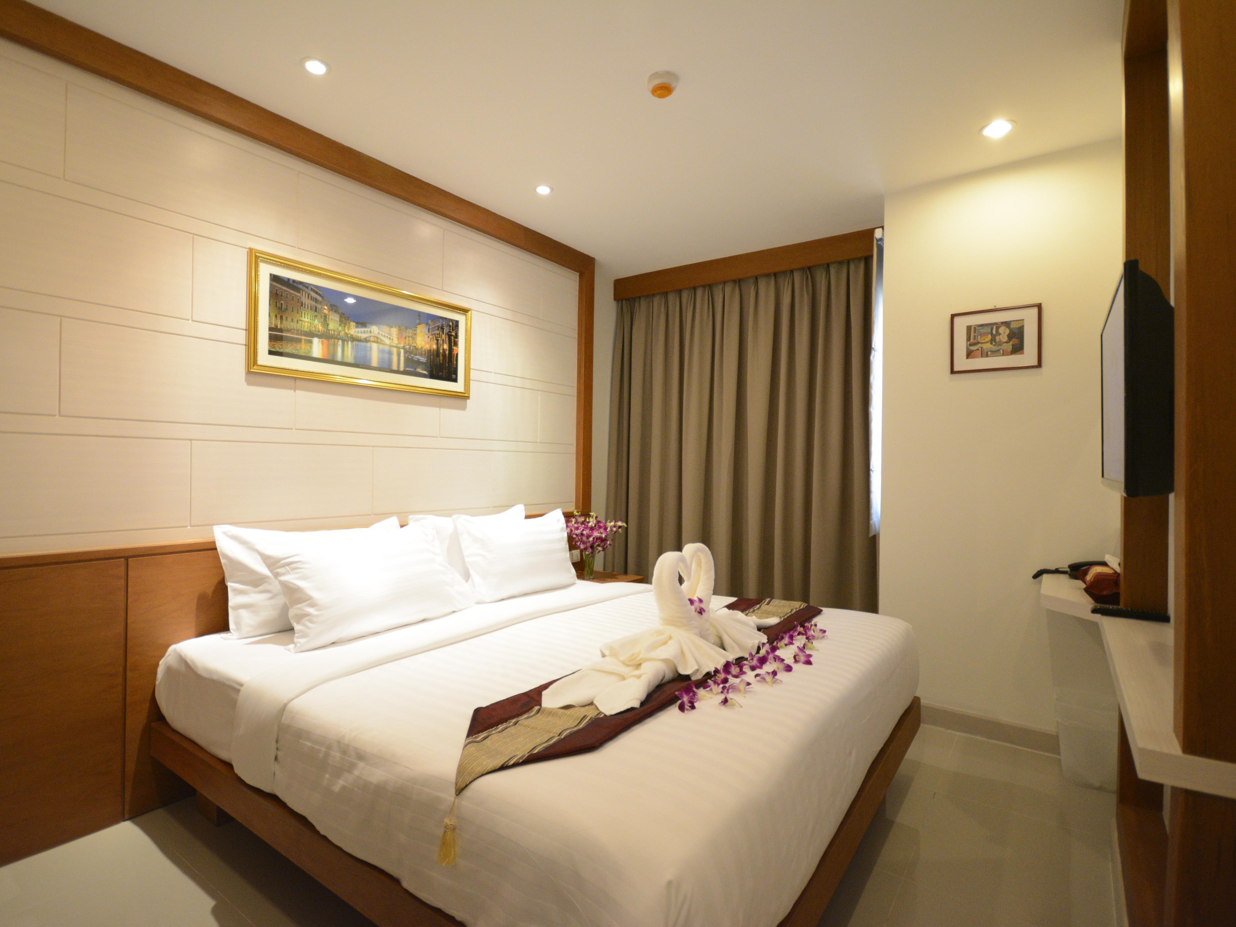 Deluxe Double Room - Free WiFi access - Breakfast included