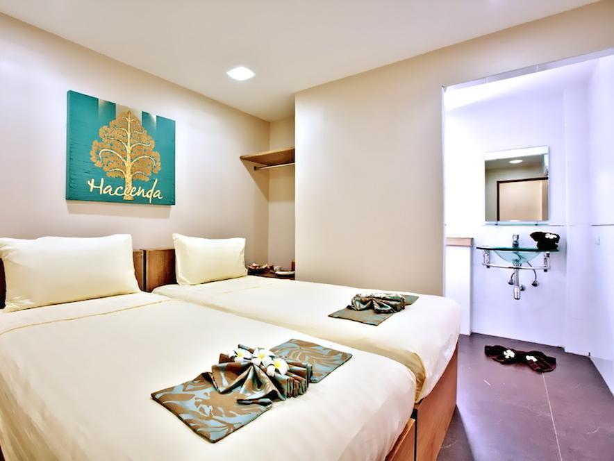Small Twin Bed Room - Best price guarantee