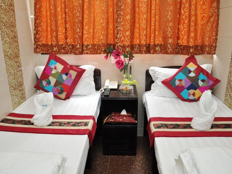 Twin Room - Best price guarantee