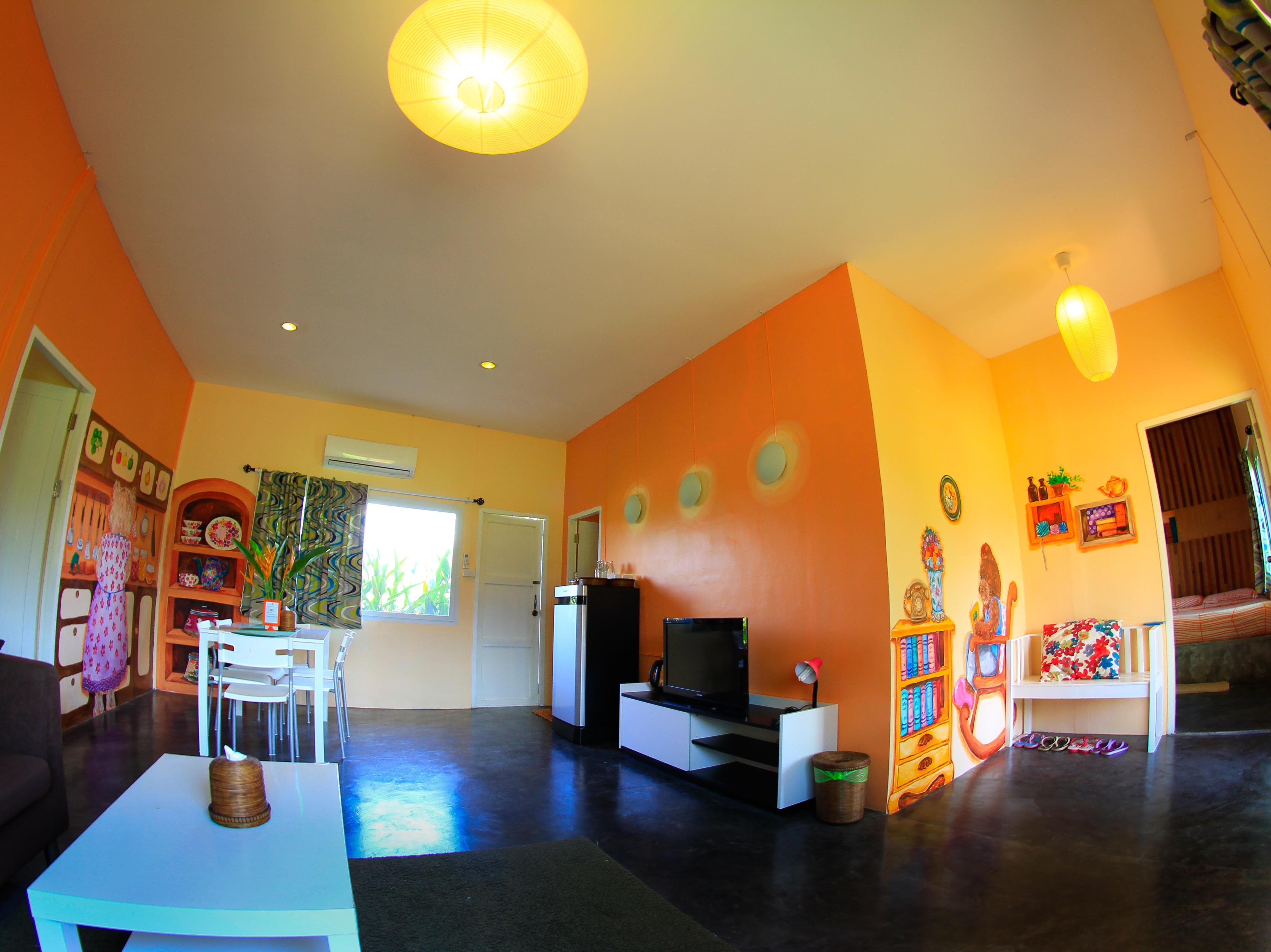 Family Room with Balcony - Free WiFi access - Breakfast included