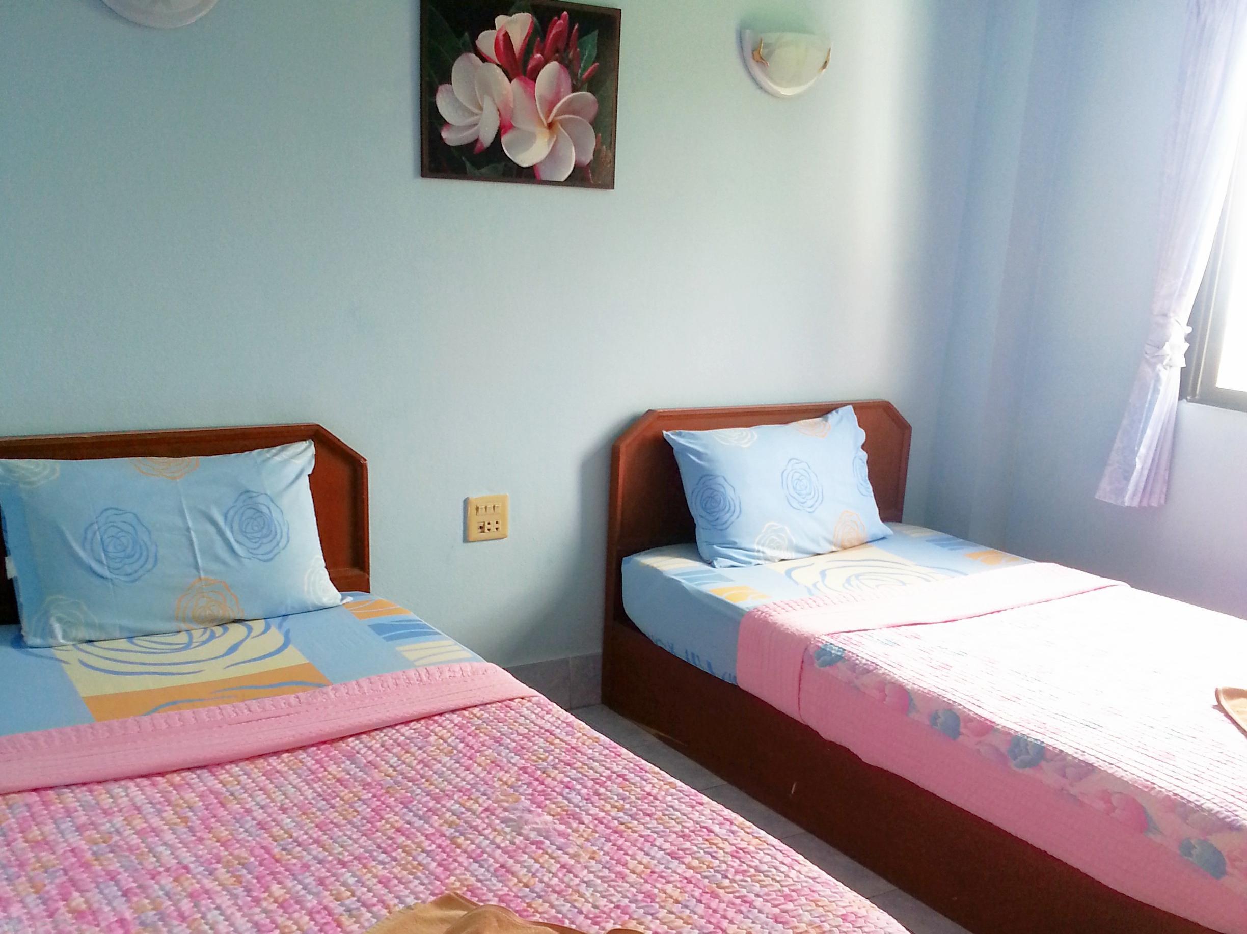 Twin Air Conditioning - Free WiFi access