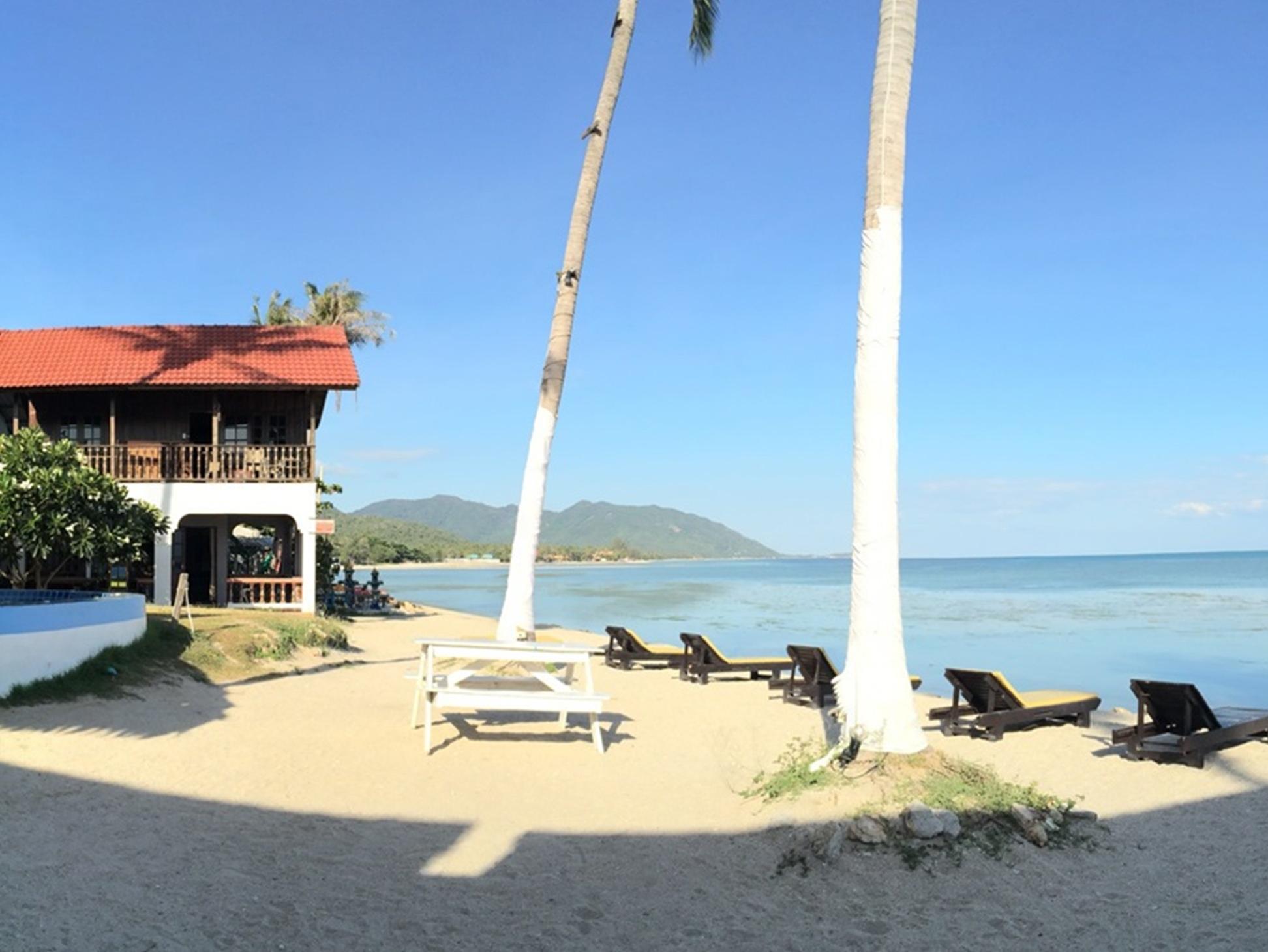 Beach Front A/C 1 Bed in 6-Bed Dorm Ground Floor - Best price guarantee