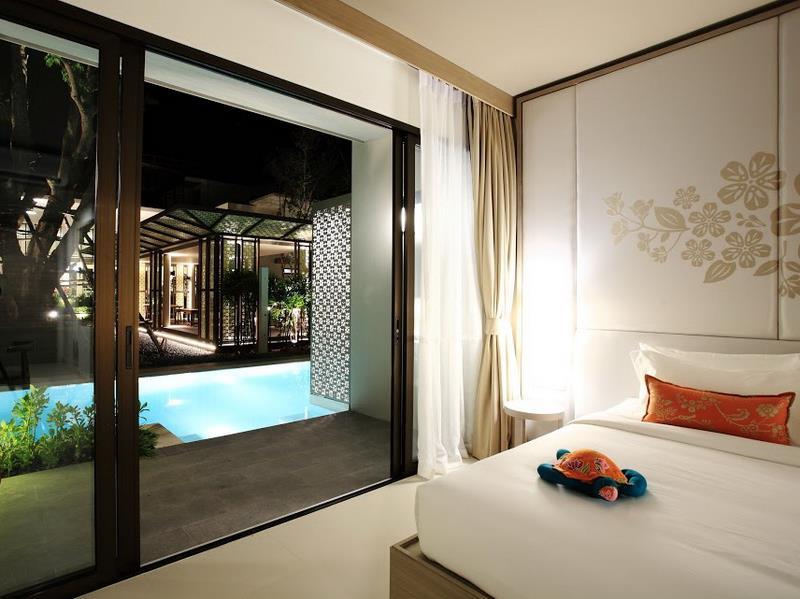 Superior Pool Access Room with Breakfast - Free WiFi access - Breakfast included