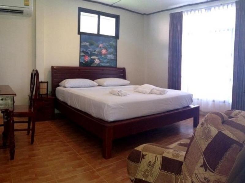 Deluxe with Breakfast - Free WiFi access - Breakfast included