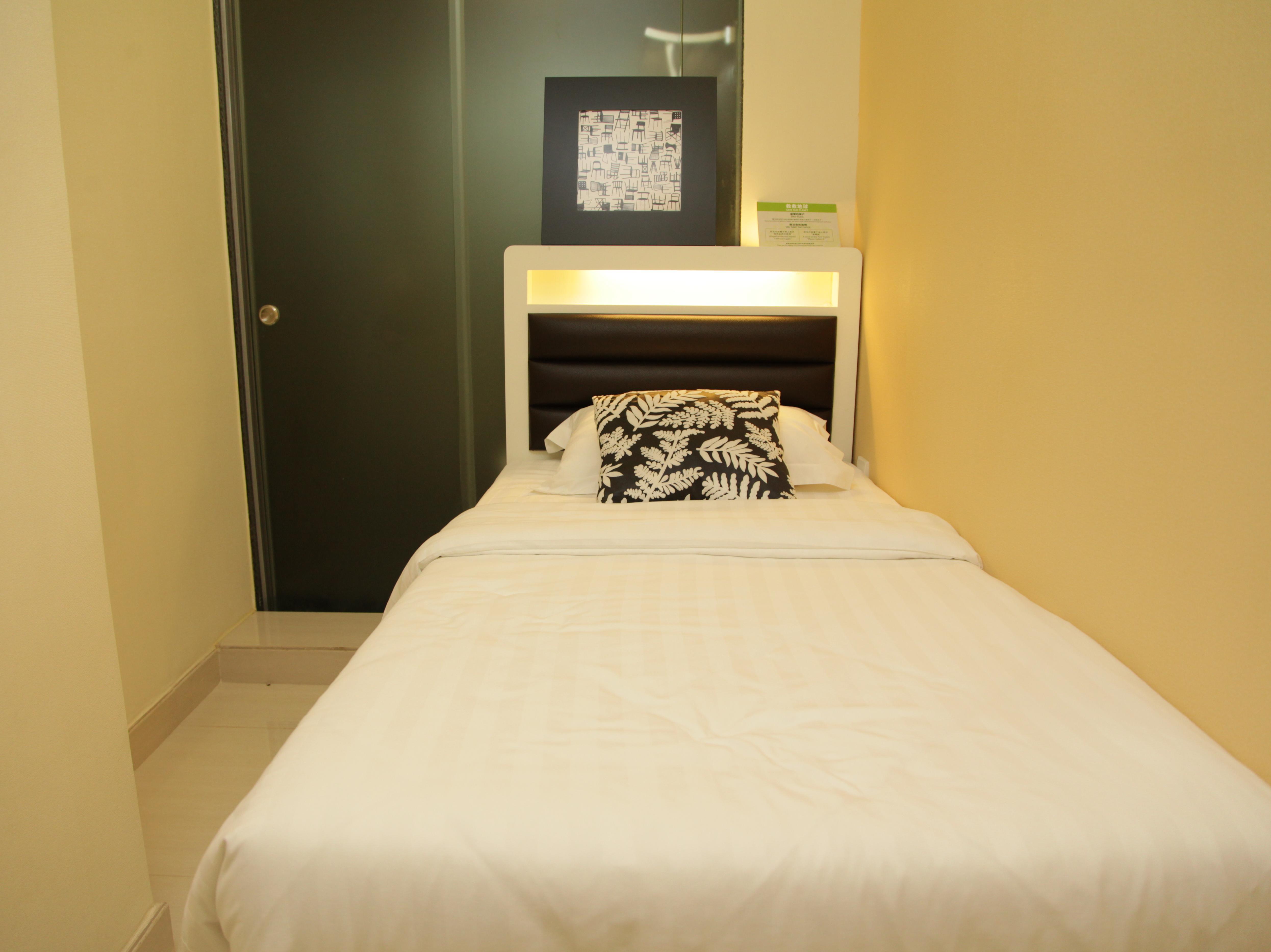 Single Bed with Shower - No window - Free WiFi access