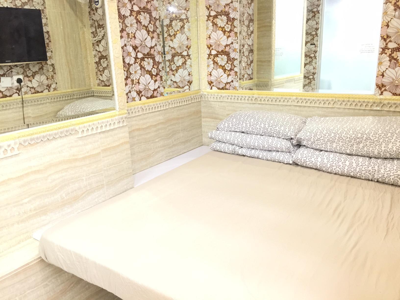 Double Ensuite - Free WiFi access