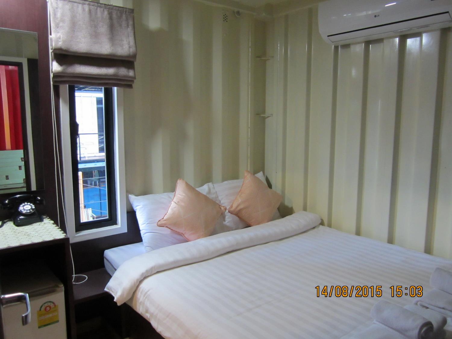 Mini Double Room - Free WiFi access - Breakfast included
