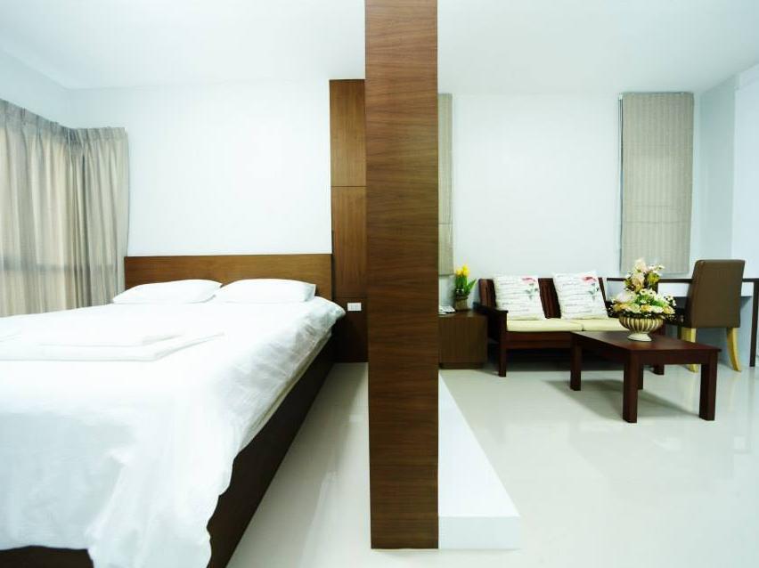 Suite with Balcony - Best price guarantee