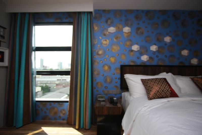 Deluxe Chic-Non-Refundable - Best price guarantee