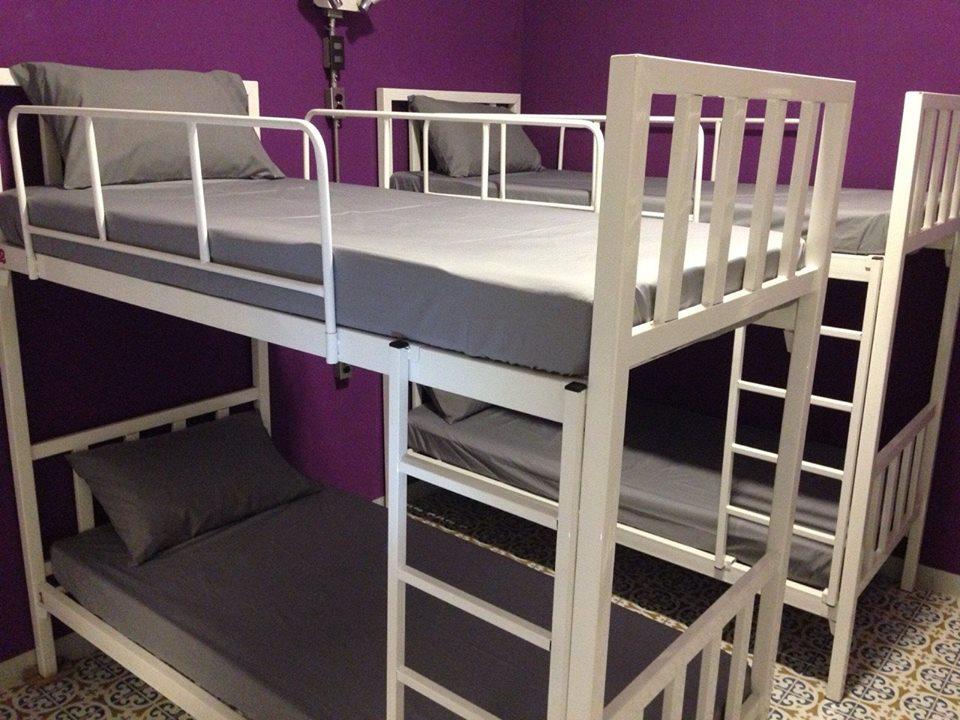 1 Bed in 6-Bed Dormitory Air Conditioning with Shared B - Free WiFi access
