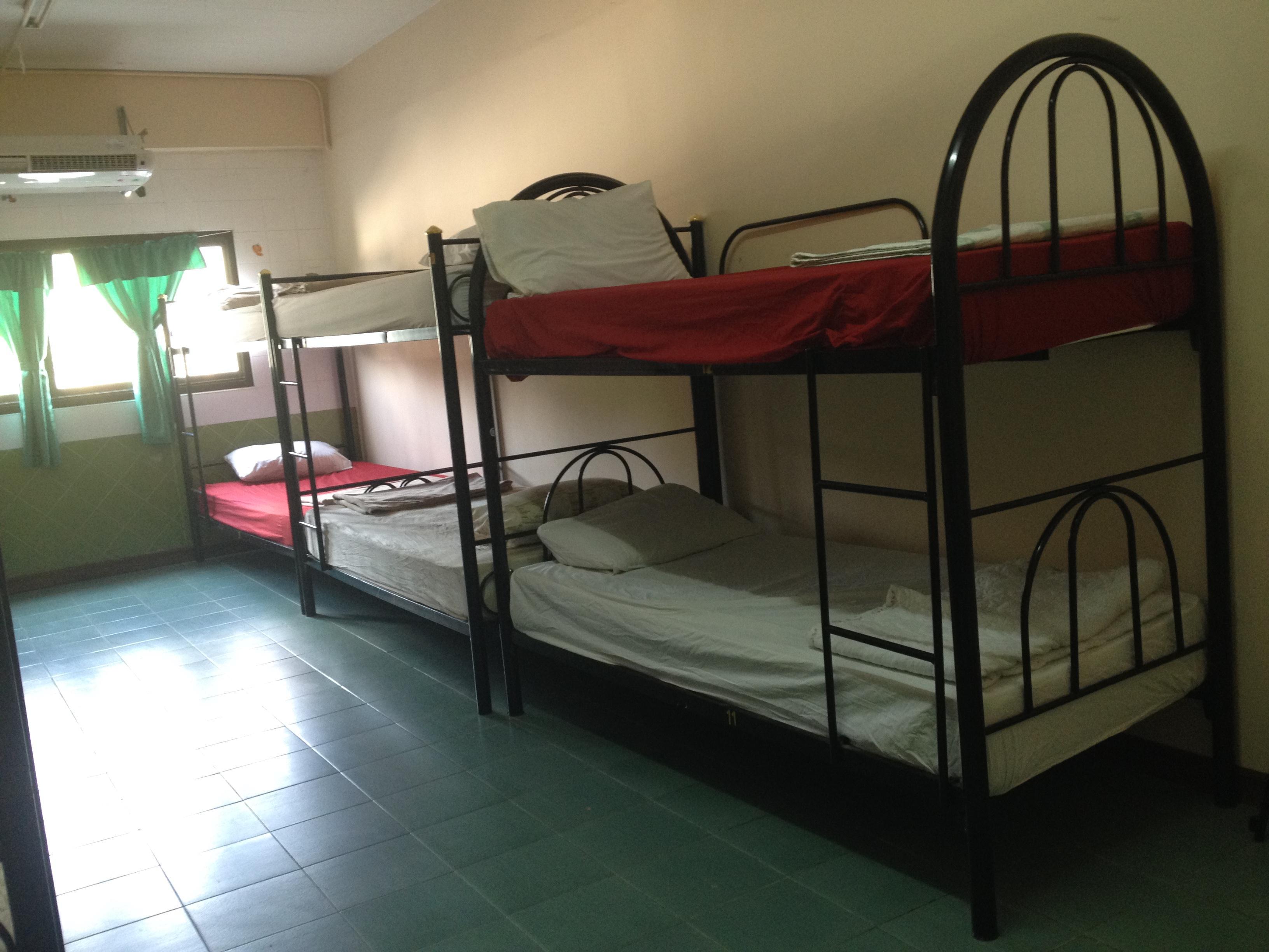 14 Bed Mixed Dormitory Air Conditioning - Best price guarantee