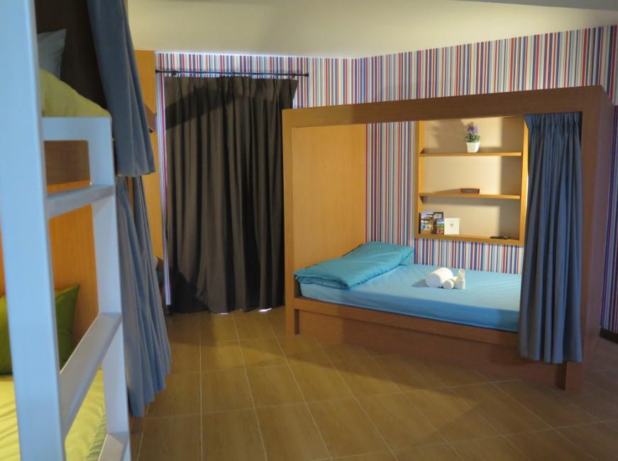 Family And Friends Room - Free Airport Transfer - Free WiFi access - Breakfast included
